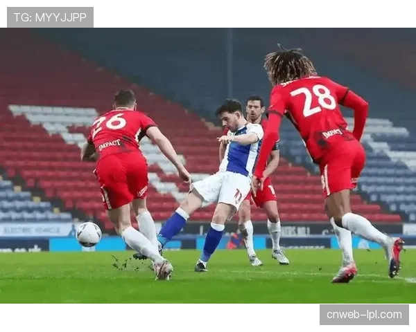 柏林联合1-0爆冷击败勒沃库森，药厂争四之路遇阻